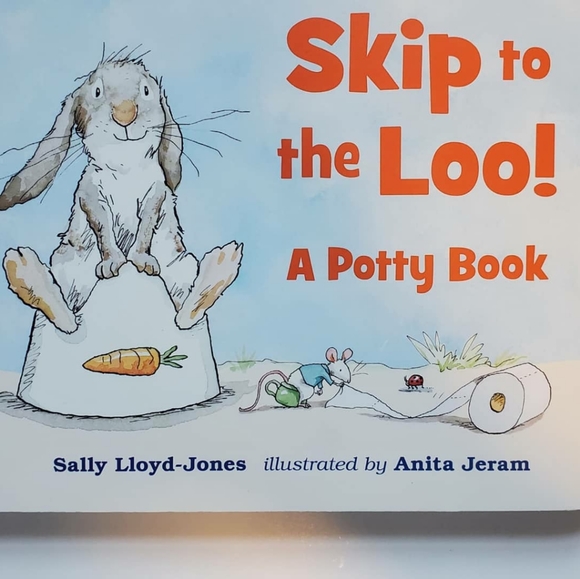 Books - Picture 2 of 6